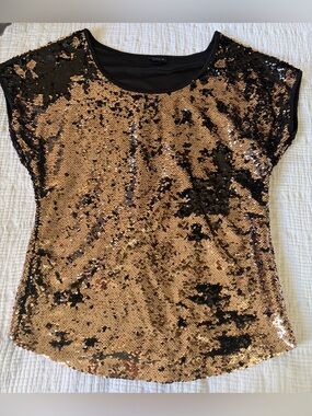 torrid Black and Gold Sequin Cap Sleeve Top